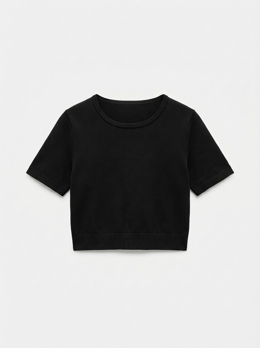 Crop Top Sportivo Nero Curvy per Taglie Forti | Leela Lab