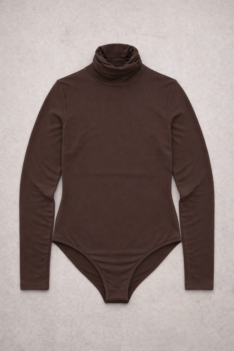 Body Manica Lunga Dolcevita Caffè Curvy per Taglie Forti | Leela Lab