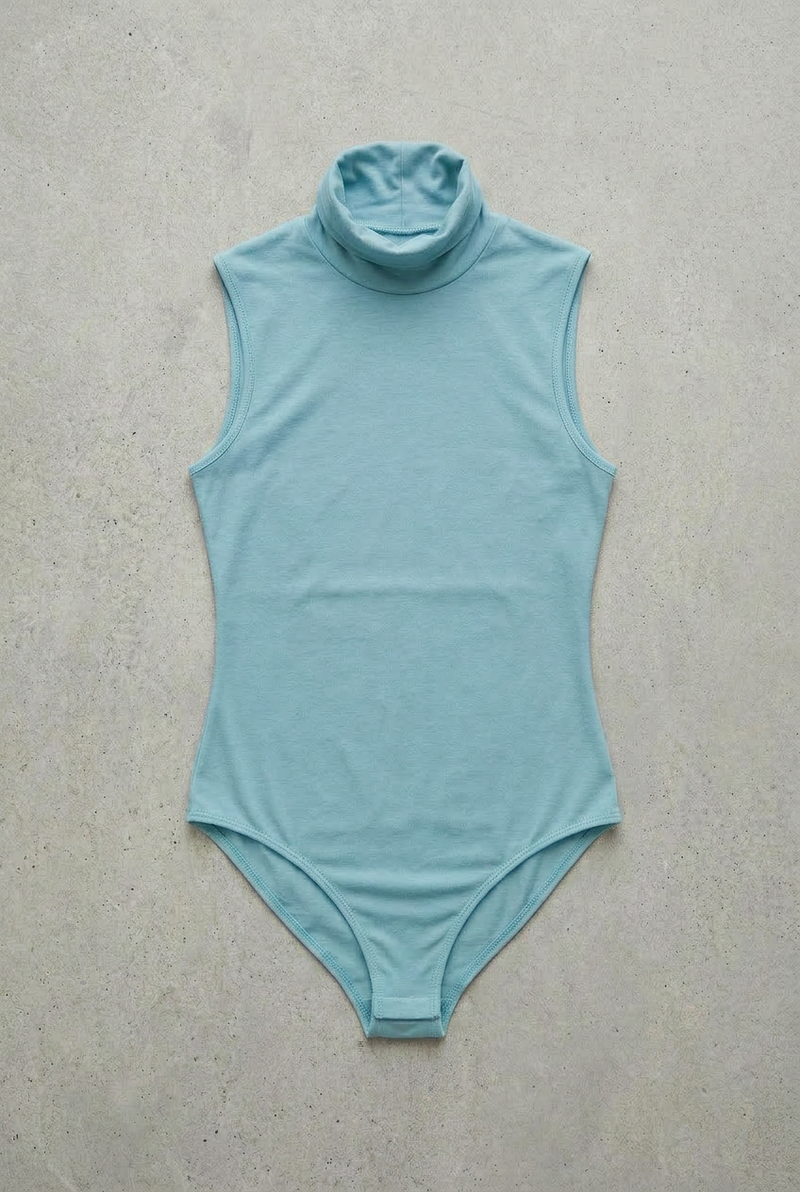 Body Dolcevita Senza Maniche Verde Acqua Curvy per Taglie Forti | Leela Lab