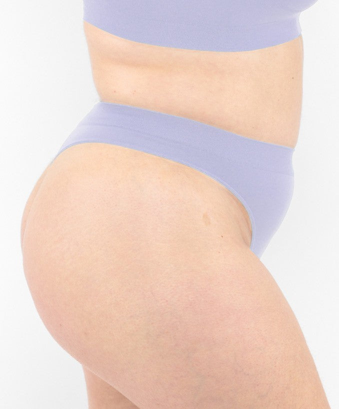 Perizoma Lilla Curvy per Taglie Forti Plus Size Lato | Leela Lab